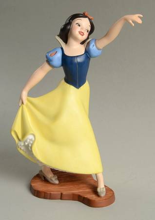 Snow White &amp; the Seven Dwarfs by Walt Disney Classics