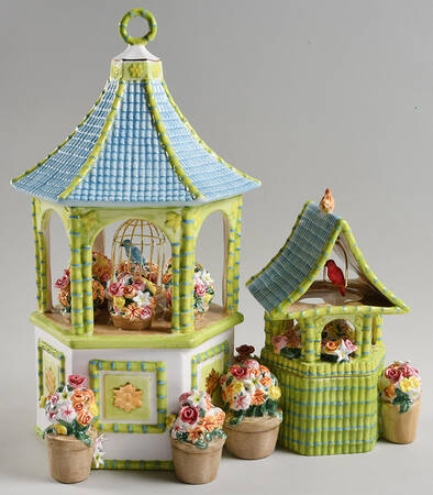 Holiday Heirloom Cookie Jars Songbird Pagoda - No Box