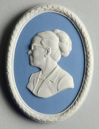 Jasperware Plaque-Personalities Dr. Janet Z. Briggs - No Box
