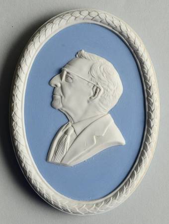 Jasperware Plaque-Personalities William D. Coolridge - Boxed