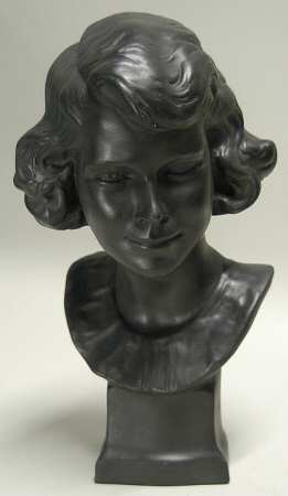 Black Basalt Bust Princess Elizabeth - Boxed