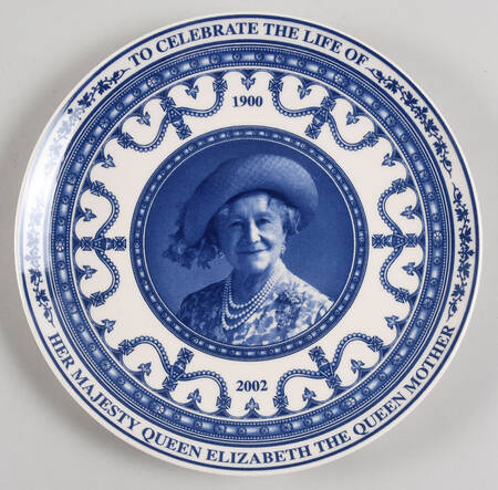 Wedgwood Royal Commemorative Giftware The Life Of Elizabeth Queen Mother 1900  - No Box