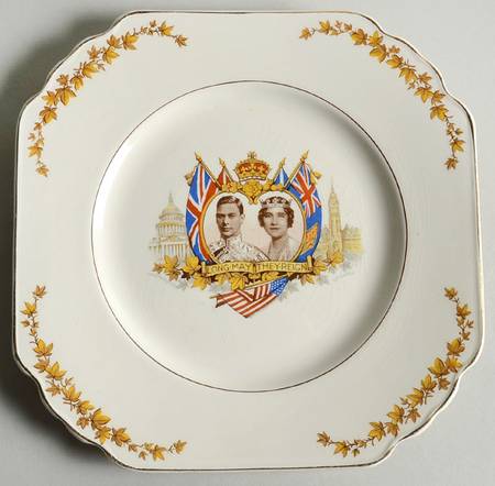Wedgwood Royal Commemorative Giftware George Vi & Elizabeth Coronation Plate - No Box