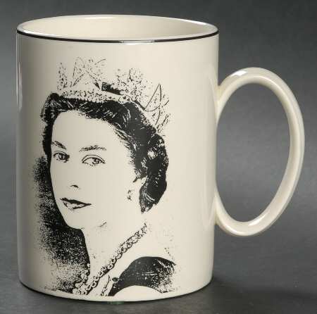Wedgwood Royal Commemorative Giftware Elizabeth Ii-Silver Jubilee Mug - Boxed