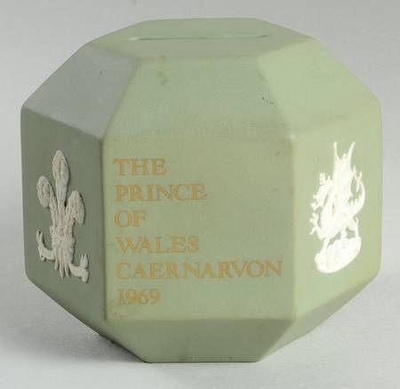 Wedgwood Royal Commemorative Giftware Prince Of Wales-Money Box Green - With Box