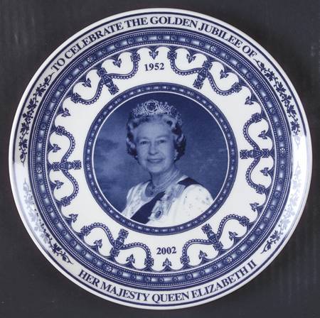 Wedgwood Royal Commemorative Giftware Elizabeth Ii Golden Jubilee Plate - No Box