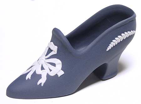 Jasperware Shoe Cream Color On Portland Blue - Boxed