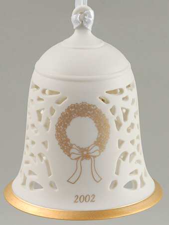 Annual Pierced Bell Pierced Bell With Wreath - No Box