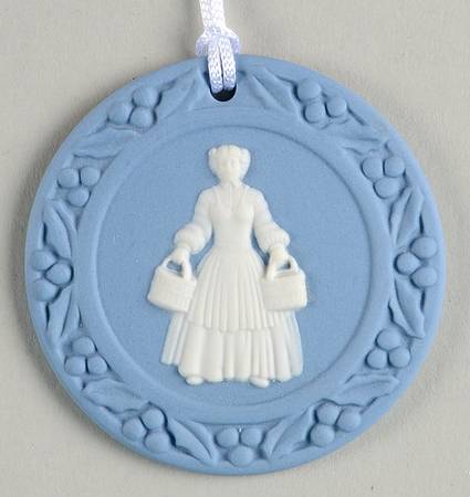 Twelve Days of Christmas-Flat Eight Maids A Milking - No Box