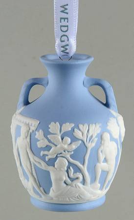 Iconic Collection Portland Vase - Blue - Boxed