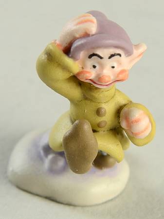 Enchanted Places-Snow White & the Seven Dwarfs Dopey - No Box