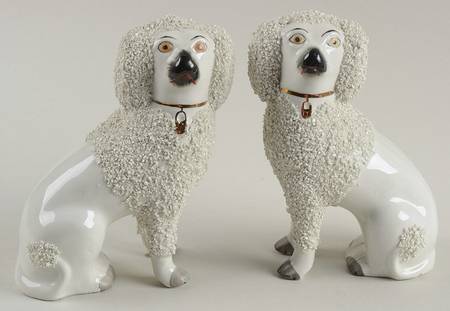 Staffordshire Spaniels Sitting Pair - White Fur - No Box