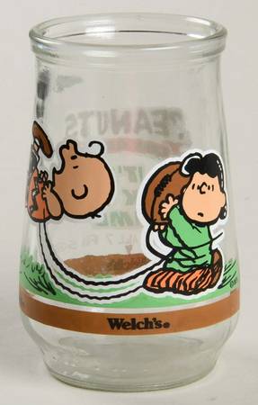 Peanuts Comic Classics It's Kick Off Time - No Box