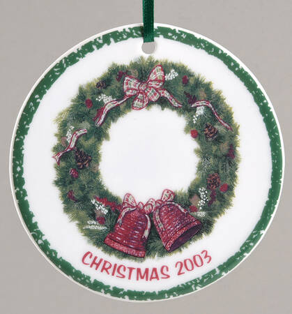 Miniature Plate Ornaments Ring Of Everlasting Peace - No Box