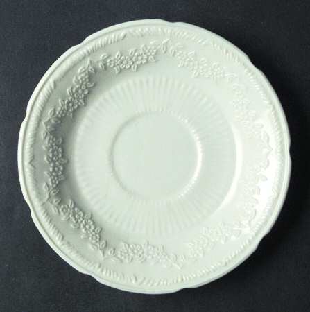 Alice Ivory (No Trim) Saucer Only