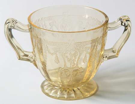 Cameo Yellow Sugar-Open by Anchor Hocking