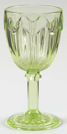 Colonial Green Wine Glass