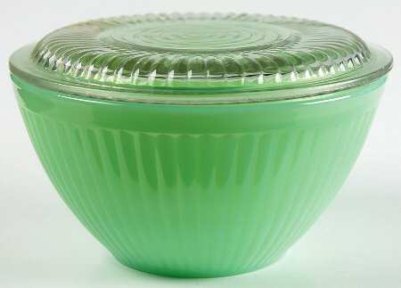 Jane Ray Jade Ite 5" Round Refrigerator Jar & Lid