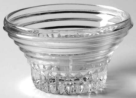 Manhattan Clear Rayed Bottom Round Center Insert Relish