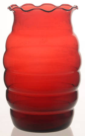 Royal Ruby 7" Crimped Vase