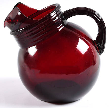 Royal Ruby 40 Oz Ball Jug