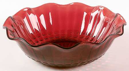Royal Ruby 6" Scalloped Bowl