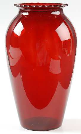 Royal Ruby 9" Flower Vase