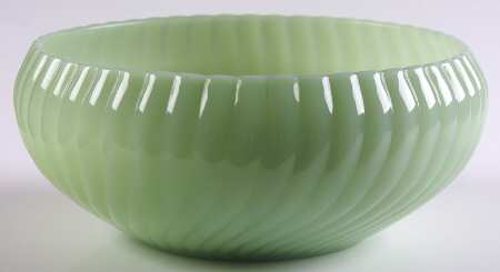 Swirl Jade Ite Shell 5" Cupped Bowl