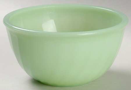 Swirl Jade Ite Shell 5" Mixing Bowl