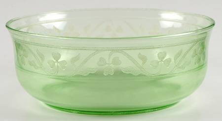 Cloverleaf Green 8" Round Bowl