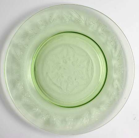 Cloverleaf Green Luncheon Plate