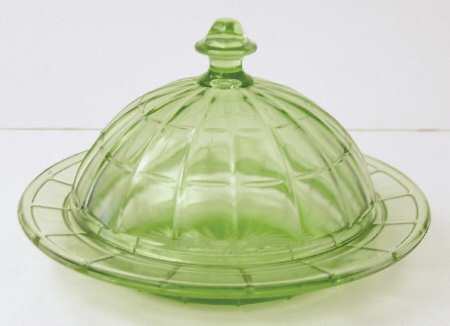 Colonial Block Green Round Covered Butter