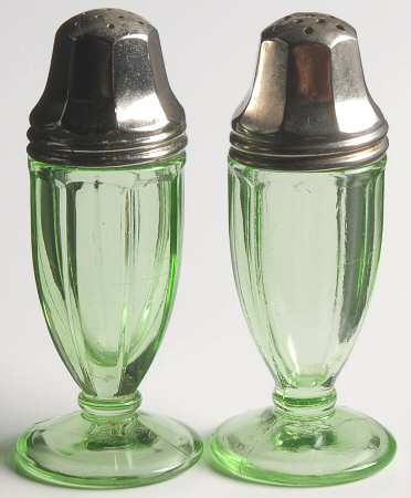 Ribbon Green Footed Shaker Set & Metal Lids