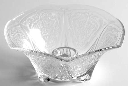 Royal Lace Clear Ruffled Edge Candlestick