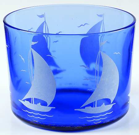 Ships Blue with White Ice Tub