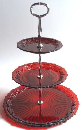 Cape Cod Ruby 3 Tier Serving Tray HC