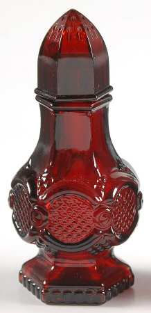Cape Cod Ruby Shaker & Plastic Lid