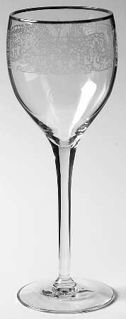 Chantilly Wine Glass