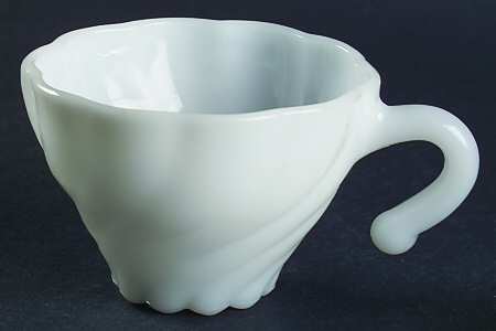 Alpine White (Milkglass) by Hazel-Atlas