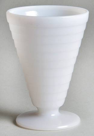 Moderntone Platonite White 5 Oz Footed Tumbler