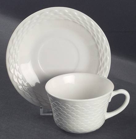 Fish Scale Ivory by Anchor Hocking
