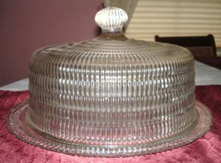 Beehive Clear Cake Plate with Glass Dome