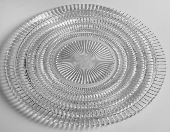 Beehive Clear 11" Sandwich Plate