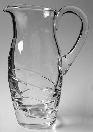 Elica 32 Oz Pitcher