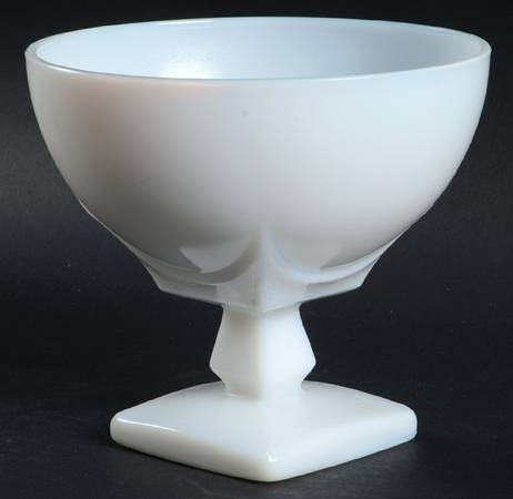 Pebbletone Milkglass by Hazel-Atlas