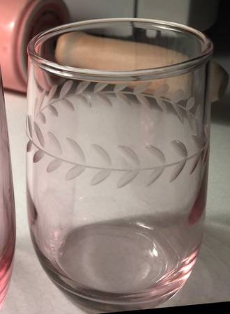 Laurel Pink by Anchor Hocking