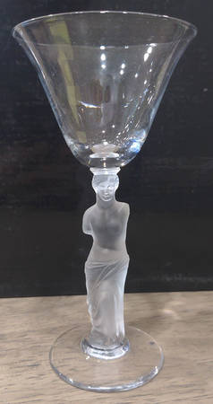 Venus Wine Glass