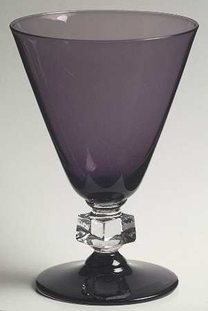 Wilmington Purple (Stem 945) by Bryce