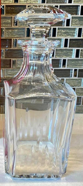 Spear Cut Whiskey Decanter & Stopper