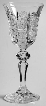 Laura Wine Glass
